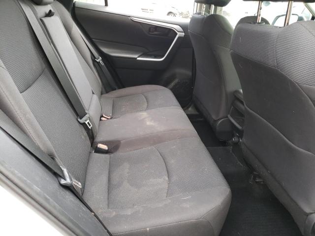 Photo 10 from auction – 2020 TOYOTA RAV4 LE with VIN 2T3G1RFV7LC136193