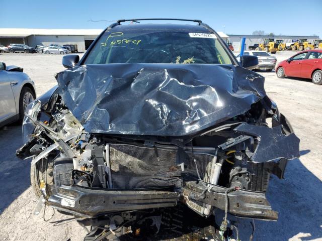 Photo 5 from auction – 2017 HYUNDAI SANTA FE S with VIN 5NMZU3LB5HH018788