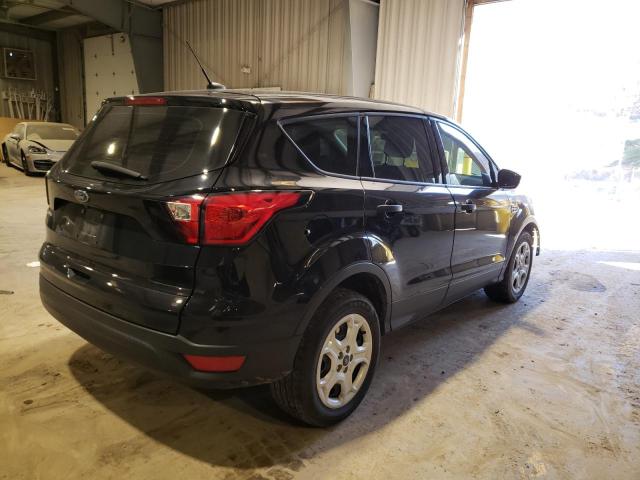 Photo 3 from auction – 2019 FORD ESCAPE S with VIN 1FMCU0F79KUA93257