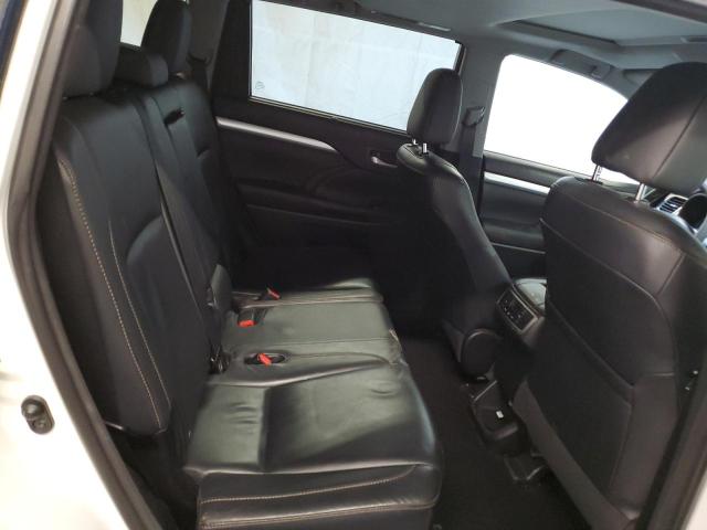 Photo 11 from auction – 2015 TOYOTA HIGHLANDER with VIN 5TDJKRFH2FS147376
