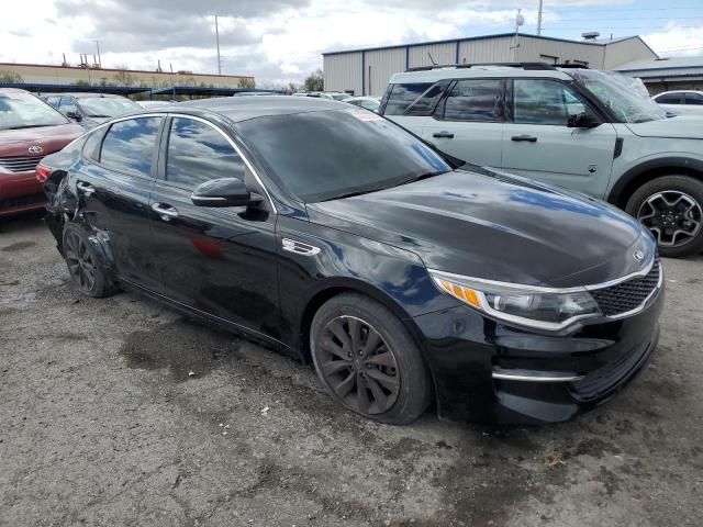 Photo 4 from auction – 2017 KIA OPTIMA LX with VIN 5XXGT4L37HG167288