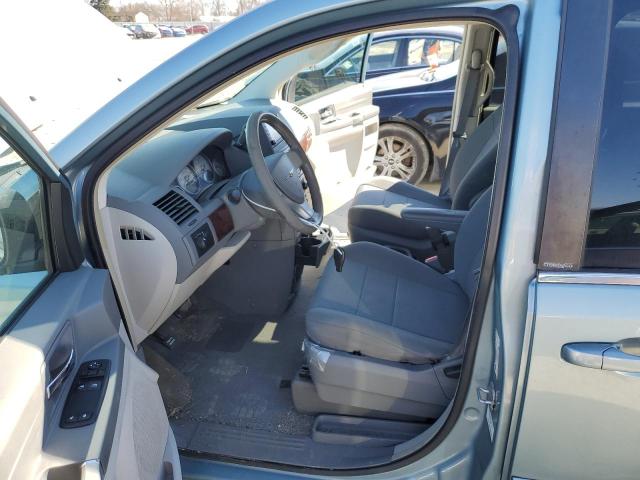 Photo 7 from auction – 2010 CHRYSLER TOWN & COU with VIN 2A4RR2D17AR351680