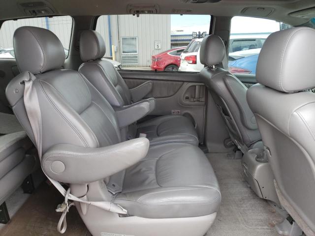 Photo 11 from auction – 2005 TOYOTA SIENNA XLE with VIN 5TDBA22C35S039985