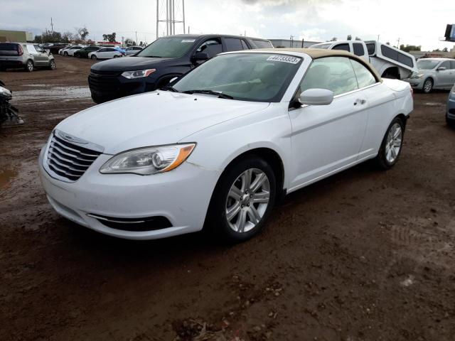 CHRYSLER 200 TOURIN 2013 with VIN 1C3BCBEG0DN758757 - Photo from auction