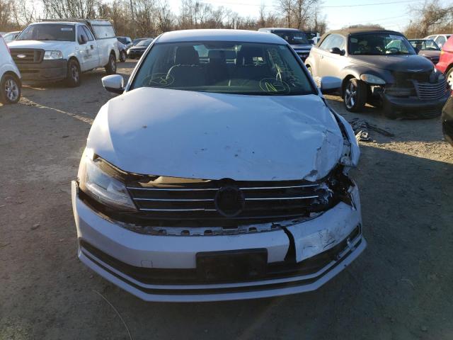 Photo 5 from auction – 2017 VOLKSWAGEN JETTA S with VIN 3VW2B7AJ8HM405788