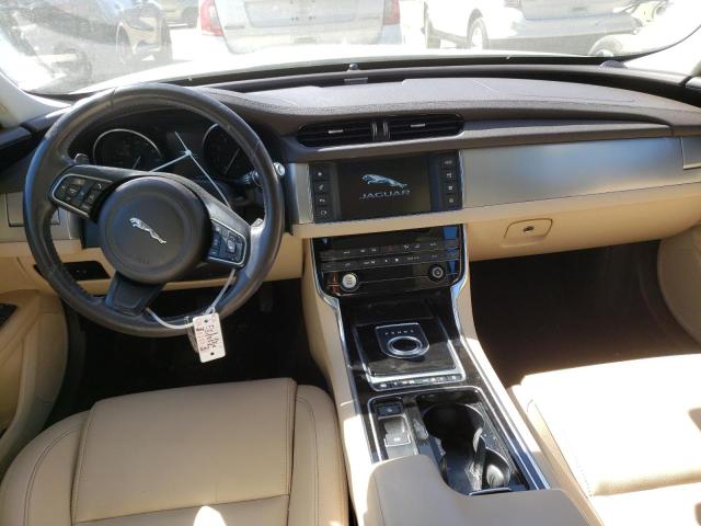 Photo 8 from auction – 2016 JAGUAR XF PREMIUM with VIN SAJBJ4BV8GCY16695