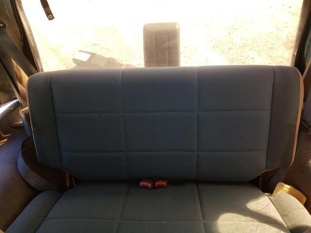 Photo 10 from auction – 2000 JEEP WRANGLER / with VIN 1J4FA59SXYP704552