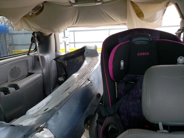 Photo 10 from auction – 2005 CHRYSLER TOWN & COU with VIN 2C8GP64LX5R430860