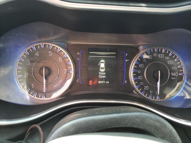 Photo 9 from auction – 2015 CHRYSLER 200 LIMITE with VIN 1C3CCCAB1FN660795