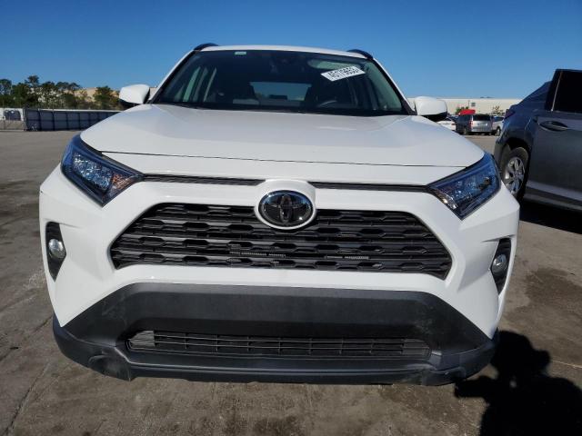 Photo 5 from auction – 2020 TOYOTA RAV4 XLE with VIN 2T3W1RFV2LC063472