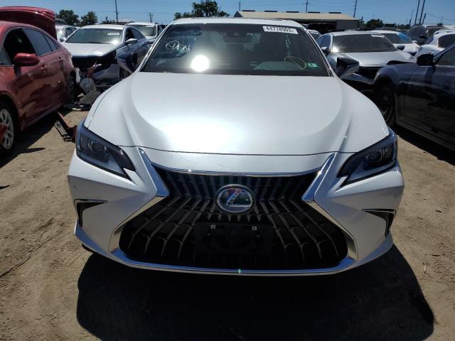 Photo 5 from auction – 2022 LEXUS ES 300H BA with VIN 58AEA1C16NU014146