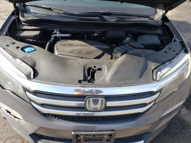 Photo 12 from auction – 2016 HONDA PILOT TOUR with VIN 5FNYF6H93GB060342