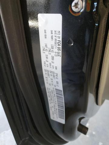Photo 14 from auction – 2015 CHRYSLER TOWN & COU with VIN 2C4RC1BG7FR726869