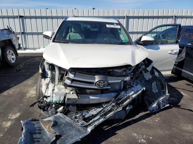 Photo 5 from auction – 2019 TOYOTA HIGHLANDER with VIN 5TDJZRFH6KS593276