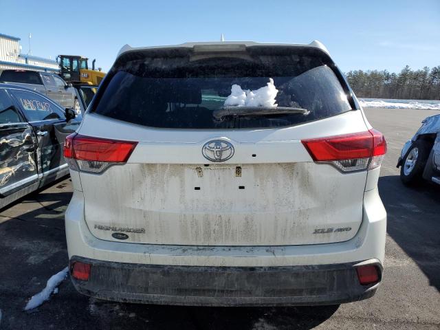 Photo 6 from auction – 2019 TOYOTA HIGHLANDER with VIN 5TDJZRFH6KS593276