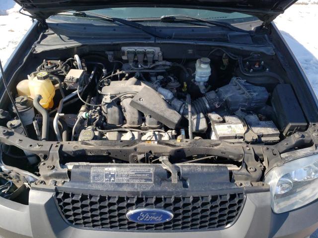 Photo 12 from auction – 2005 FORD ESCAPE XLT with VIN 1FMYU03145KD61587