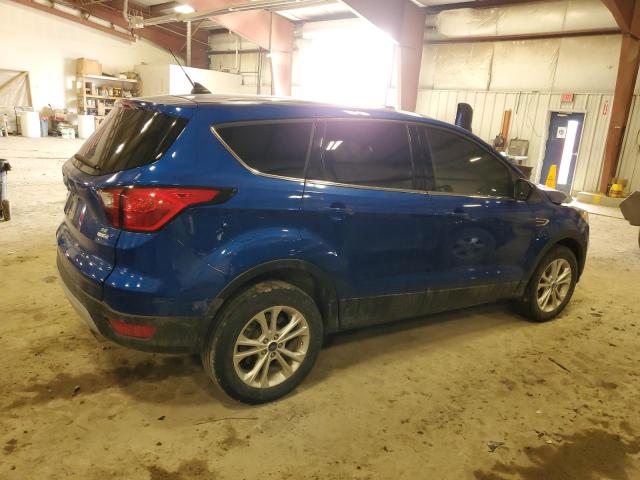 Photo 3 from auction – 2019 FORD ESCAPE SE with VIN 1FMCU9GD9KUB25522