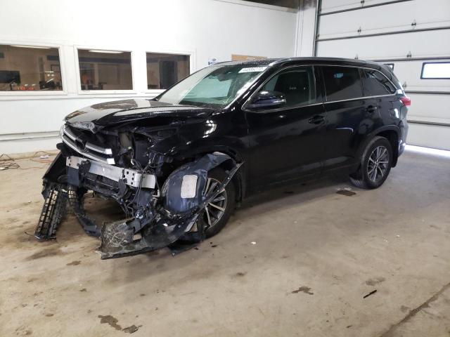 TOYOTA HIGHLANDER 2017 with VIN 5TDJZRFH2HS397344 - Photo from auction