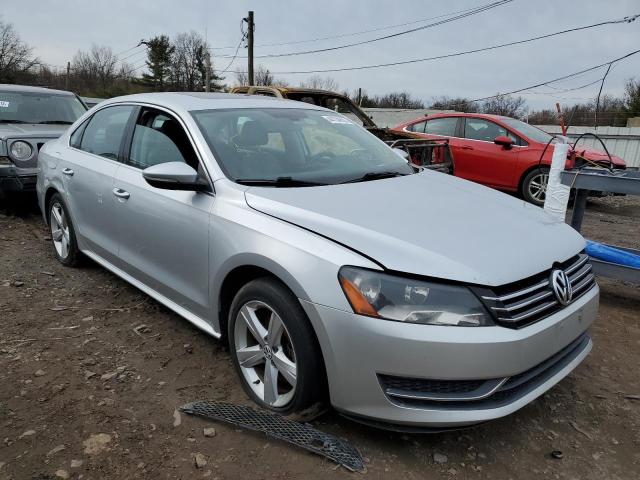 Photo 4 from auction – 2012 VOLKSWAGEN PASSAT SE with VIN 1VWBP7A31CC013071