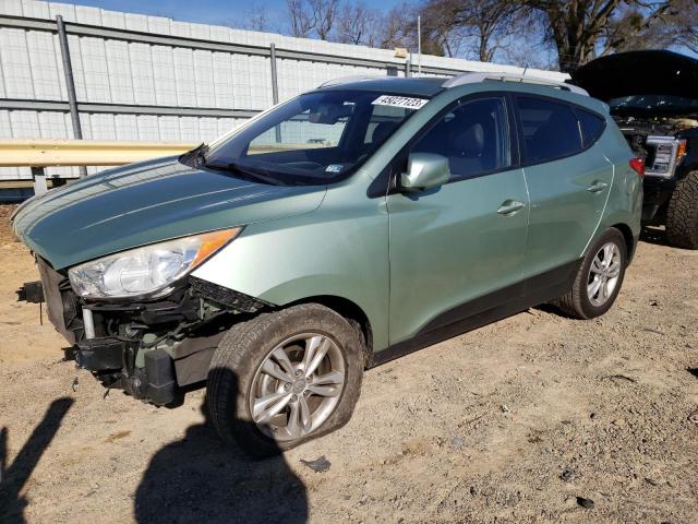 HYUNDAI TUSCON 2010 with VIN KM8JU3AC2AU111898 - Photo from auction