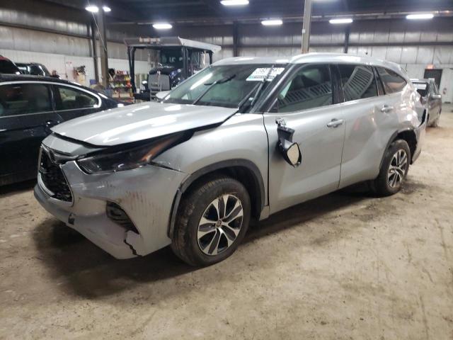 TOYOTA HIGHLANDER 2022 with VIN 5TDGZRAH3NS554165 - Photo from auction