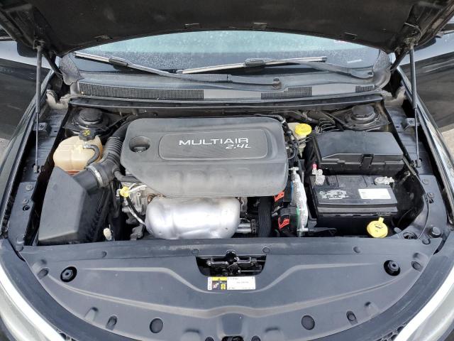 Photo 11 from auction – 2015 CHRYSLER 200 LIMITE with VIN 1C3CCCABXFN715454