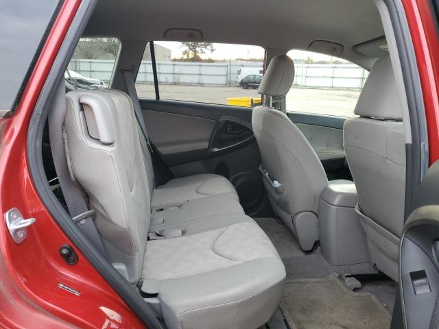 Photo 11 from auction – 2012 TOYOTA RAV4 with VIN JTMBF4DV6C5052714