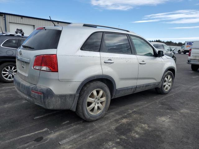 Photo 3 from auction – 2013 KIA SORENTO LX with VIN 5XYKT4A66DG337749