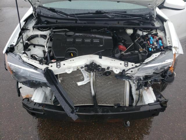 Photo 11 from auction – 2017 TOYOTA COROLLA L with VIN 2T1BURHEXHC938204