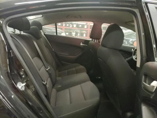 Photo 10 from auction – 2017 KIA FORTE LX with VIN 3KPFK4A74HE046148