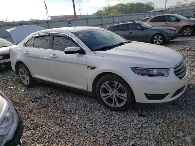 Photo 4 from auction – 2015 FORD TAURUS SEL with VIN 1FAHP2E89FG160912