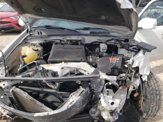 Photo 11 from auction – 2010 FORD ESCAPE LIM with VIN 1FMCU0EG2AKD31526