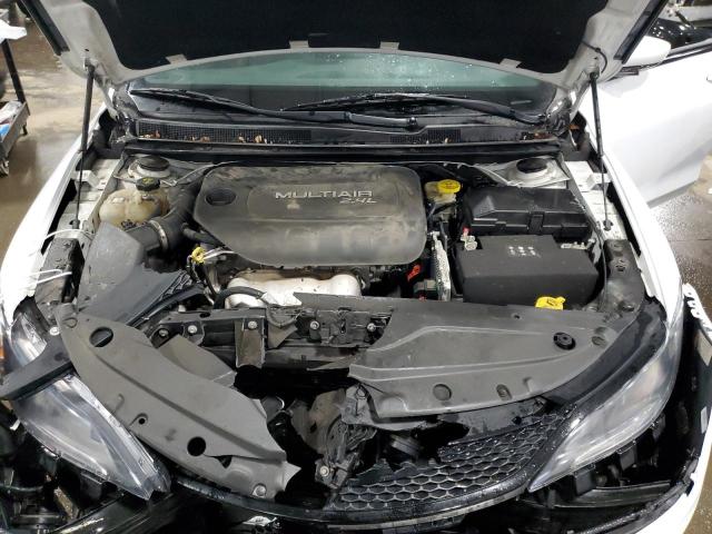 Photo 11 from auction – 2016 CHRYSLER 200 S with VIN 1C3CCCBB2GN185092