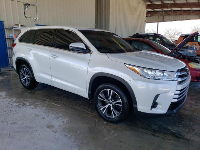 Photo 4 from auction – 2018 TOYOTA HIGHLANDER with VIN 5TDZARFH4JS039954