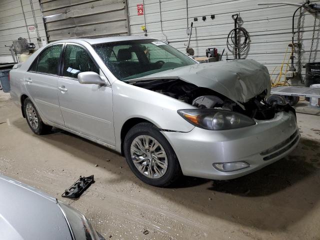 Photo 4 from auction – 2002 TOYOTA CAMRY LE with VIN 4T1BF32K82U024948
