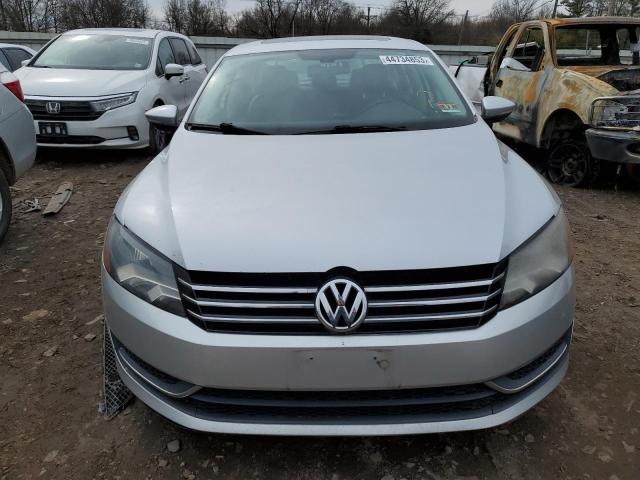 Photo 5 from auction – 2012 VOLKSWAGEN PASSAT SE with VIN 1VWBP7A31CC013071