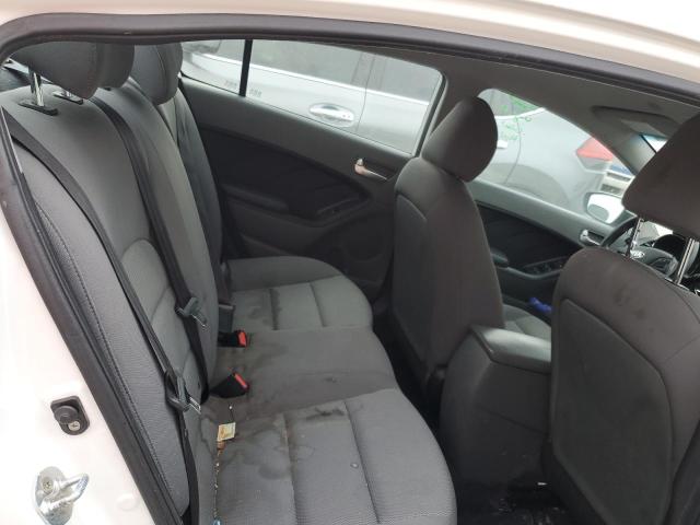 Photo 10 from auction – 2017 KIA FORTE LX with VIN 3KPFK4A77HE050310