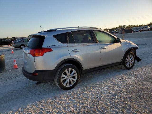 Photo 3 from auction – 2015 TOYOTA RAV4 LIMIT with VIN 2T3YFREV2FW186879