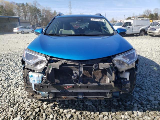 Photo 5 from auction – 2017 TOYOTA RAV4 XLE with VIN JTMWFREV8HD093856