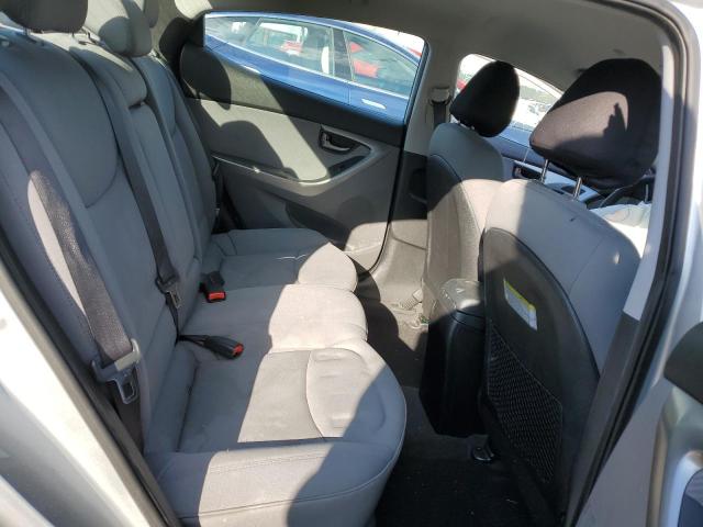 Photo 10 from auction – 2013 HYUNDAI ELANTRA GL with VIN 5NPDH4AE2DH287992