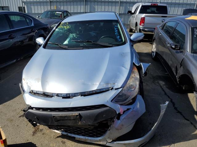 Photo 5 from auction – 2013 HYUNDAI SONATA HYB with VIN KMHEC4A42DA091502
