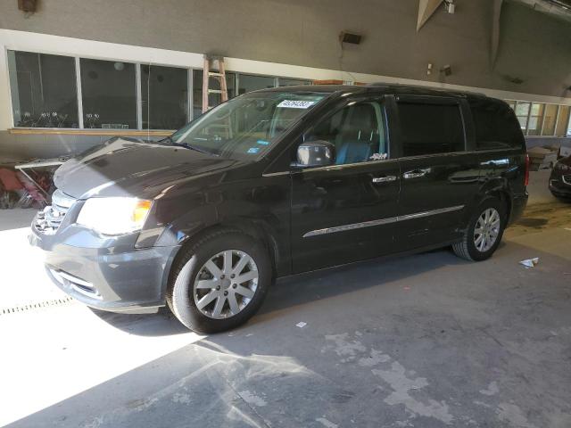 CHRYSLER TOWN & COU 2015 with VIN 2C4RC1BG7FR726869 - Photo from auction