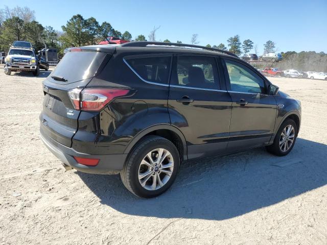 Photo 3 from auction – 2017 FORD ESCAPE SE with VIN 1FMCU9GD5HUB84785