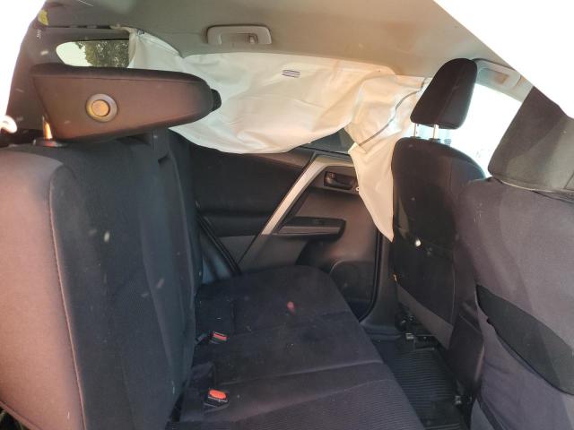 Photo 10 from auction – 2017 TOYOTA RAV4 LE with VIN 2T3BFREVXHW565797