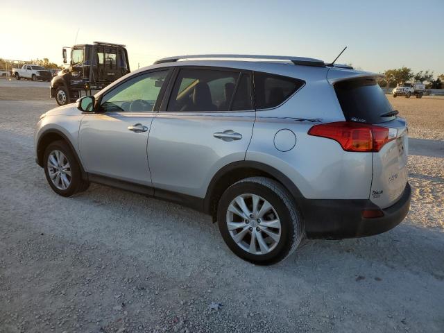 Photo 2 from auction – 2015 TOYOTA RAV4 LIMIT with VIN 2T3YFREV2FW186879