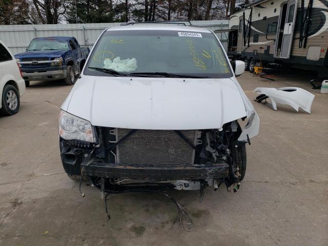 Photo 5 from auction – 2014 CHRYSLER TOWN & COU with VIN 2C4RC1BG8ER348446