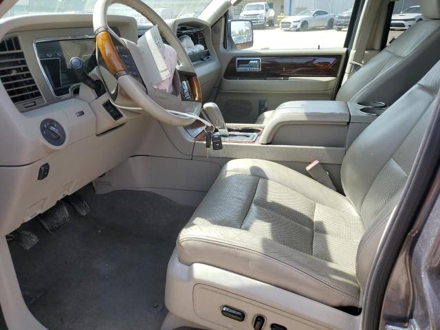 Photo 7 from auction – 2013 LINCOLN NAVIGATOR with VIN 5LMJJ3H52DEL01812