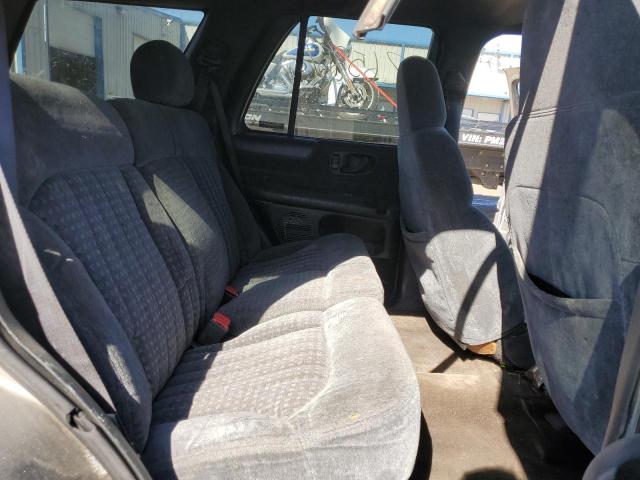 Photo 11 from auction – 1999 CHEVROLET BLAZER with VIN 1GNCS13W3X2229923