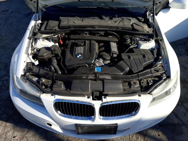 Photo 11 from auction – 2011 BMW 328 I SULE with VIN WBAPH5G54BNM73098