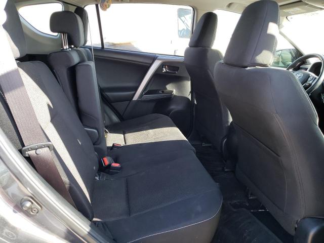 Photo 10 from auction – 2017 TOYOTA RAV4 XLE with VIN JTMRFREV2HD198664